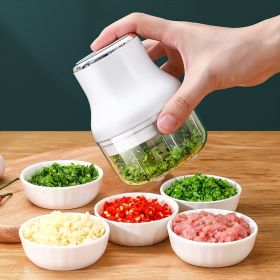 1pc Household Small Electric Garlic Masher; Garlic Chopper; Wireless Vegetable Mincer; Portable Mini Food Processor; Kitchen Gadgets (Color: Green)