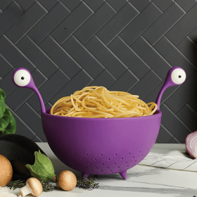 1pc Kitchen Strainer - Big-Eyed Monster Design BPA-Free Food Strainer For Fruits And Pasta - Fun And Safe (Color: purple)